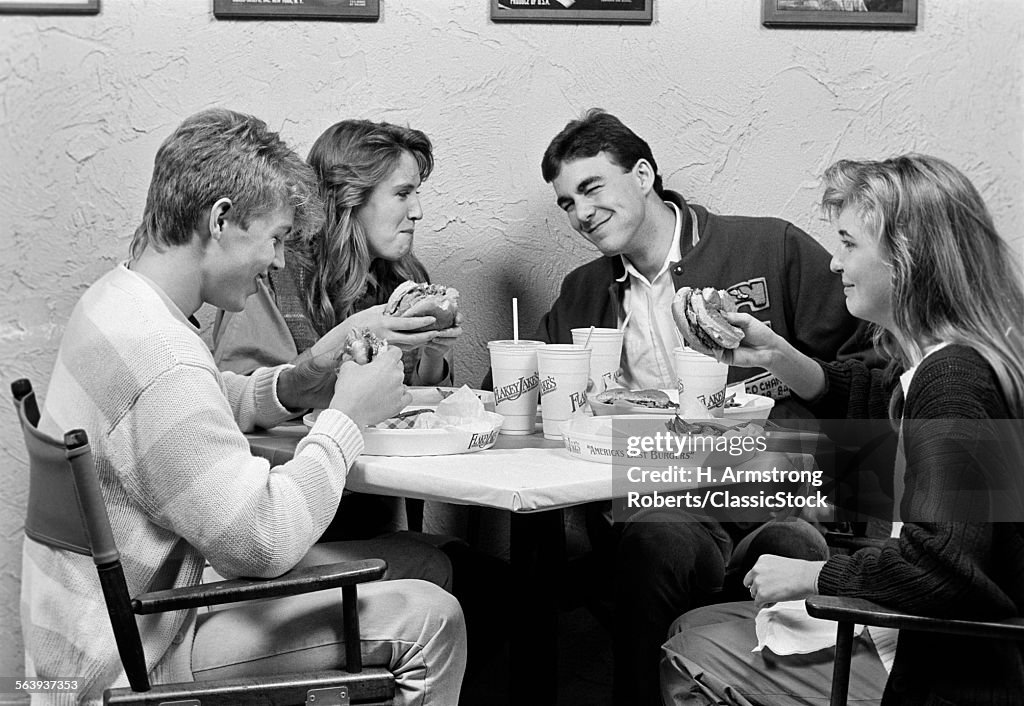 1980s GROUP OF FOUR TEENS...