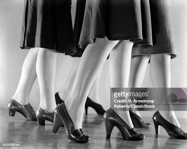 1940s WOMEN'S LEGS ONLY WALKING HIGH HEEL SHOES