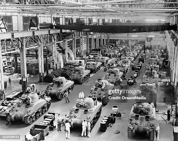 1940s GENERAL SHERMAN WWII TANKS IN PRODUCTION CHRYSLER CORPORATION PLANT