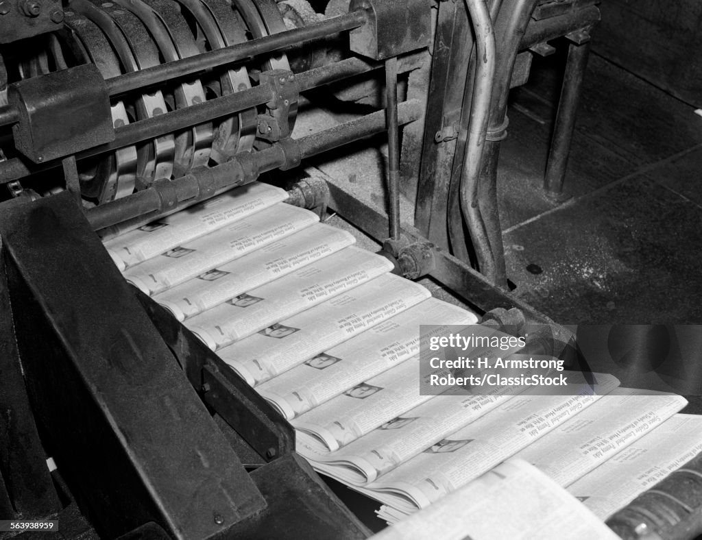 1960s CLOSE-UP OF PRINTING...