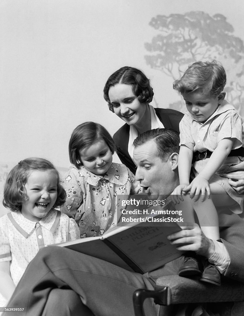 1930s FAMILY OF FIVE...