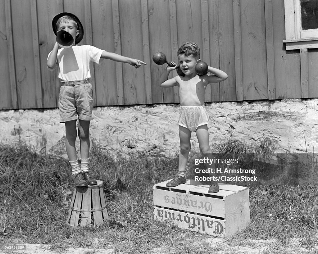 1930s 1940s BOYS PLAYING...