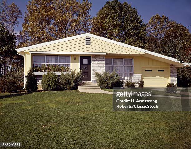 1950s 1960s YELLOW HOUSE WITH GARAGE