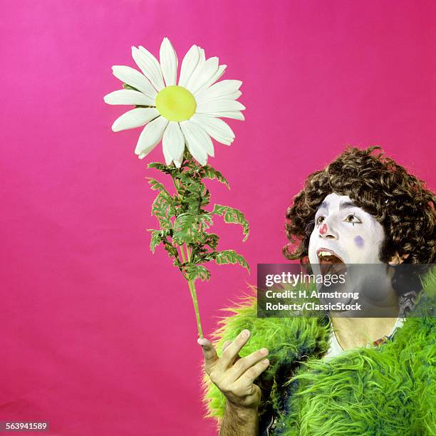 1970s CIRCUS CLOWN GREEN FURRY JACKET GREAT BIG GIANT DAISY FLOWER PROP