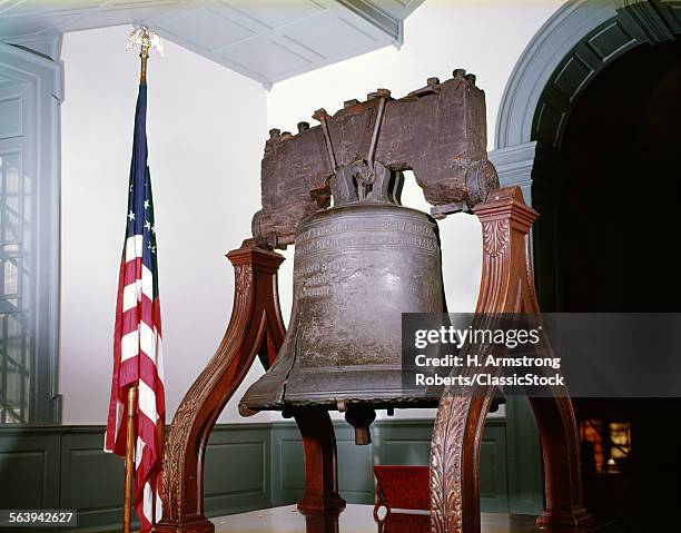 1960s LIBERTY BELL MONUMENT PHILADELPHIA PA