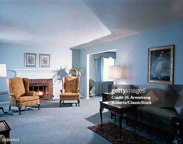 1990s LIVING ROOM BLUE WALL TO WALL CARPETING ENGLISH TRADITIONAL FURNITURE