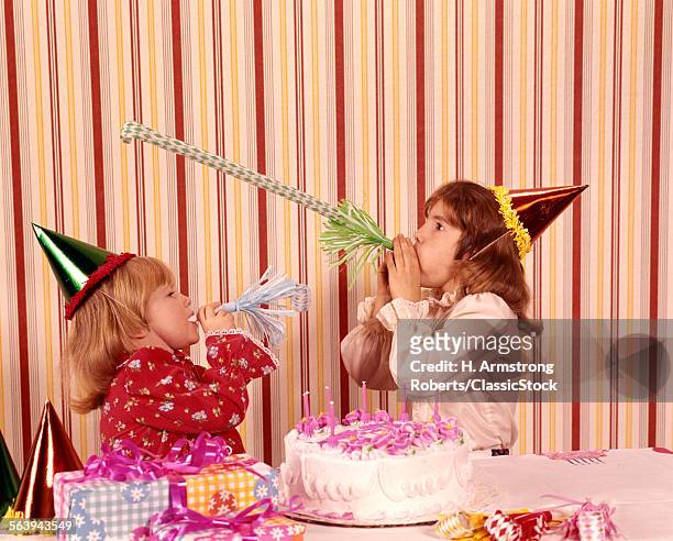 1970s TWO GIRLS PARTY HATS NOISE MAKERS FAVORS BIRTHDAY CAKE