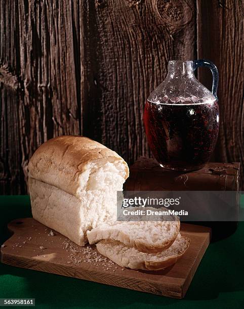 Holy Communion Background Photos and Premium High Res Pictures - Getty ...