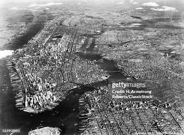 1930s 1940s AERIAL VIEW NEW YORK CITY BROOKLYN BRONX QUEENS AND MANHATTAN ISLAND THE HUDSON AND EAST RIVERS