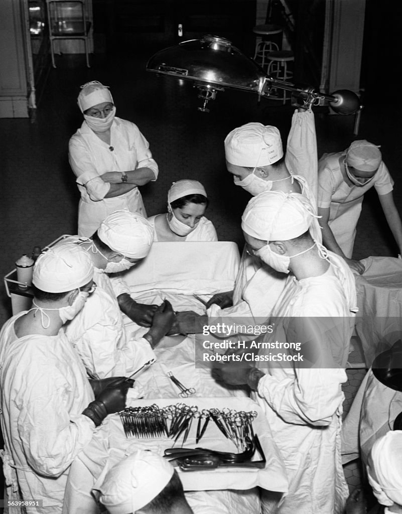 1930s SURGERY TEAM WEARING...