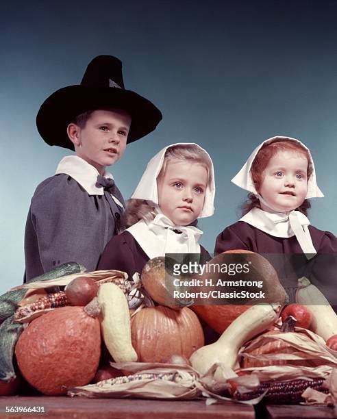 1950s 3 CHILDREN DRESSED IN PURITAN PILGRIMS COSTUMES