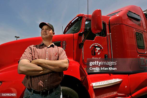 Lis Rethwisch Kenworth Truck Photos and Premium High Res Pictures - Getty Images