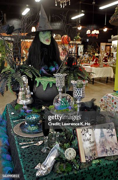 Competitive Table Scaping 441 Tablescape Stock Photos, High-Res Pictures, and Images - Getty Images