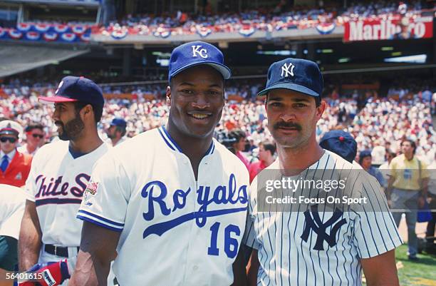 Kansas City Royals' MVP Bo Jackson stands next to New York Yankees' firstbaseman Don Mattingly during pregame festivals for the 1989 All-Star game at...