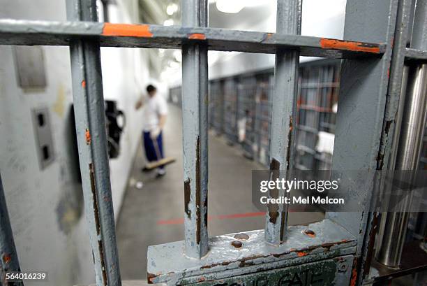 Jail Module Setup 225 Module Housing Stock Photos, High-Res Pictures, and Images - Getty ...