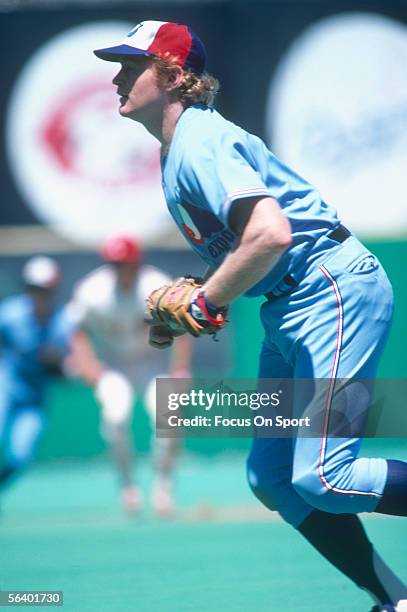 Montreal Expos' firtsbaseman Rusty Staub runs to field a ball during a game against the Philadelphia Phillies at Veterans Stadium circa the 1970's in...