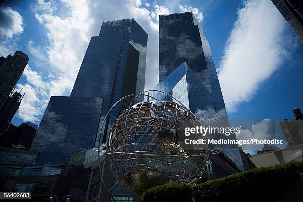 unisphere in front of trump international hotel and tower, new york city, ny, usa - unisphere bildbanksfoton och bilder