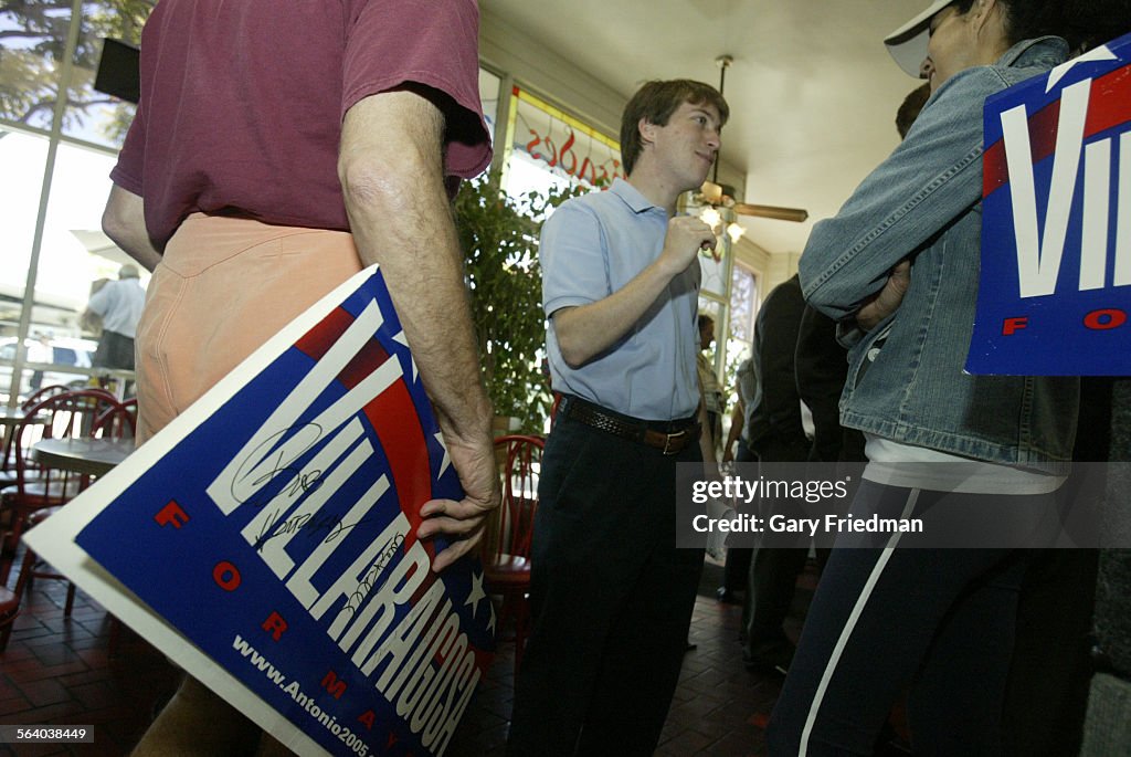 Jeff Millman of the Hahn Mayoral campaign in Mort's Palisades Deli in Pacific Palisades where the H