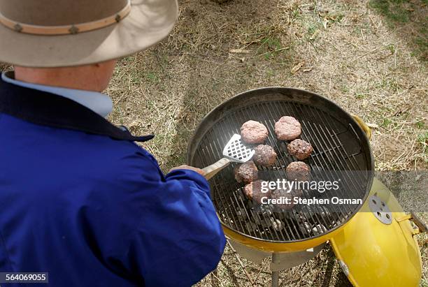 Story is about the way Angelenos keep on barbecuing despite the fact that it is winter. A vintage Weber grill was used to cook burgers made from beef...