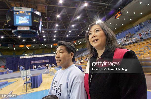 Anna Li Ucla 736 Anna Li Photos & High Res Pictures - Getty Images