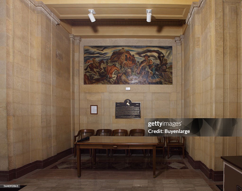 Painting Pioneers in Kansas at U.S. Courthouse, Wichita, Kansas