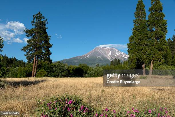 Mount Shasta, is located at the southern end of the Cascade Range in Siskiyou County, California