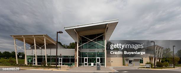 42 Burke Centre Library Stock Photos, High-Res Pictures, and Images ...