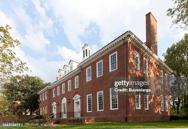 Georgetown Library Outside 30 Georgetown Neighborhood Library Stock Photos, High-Res Pictures, and ...