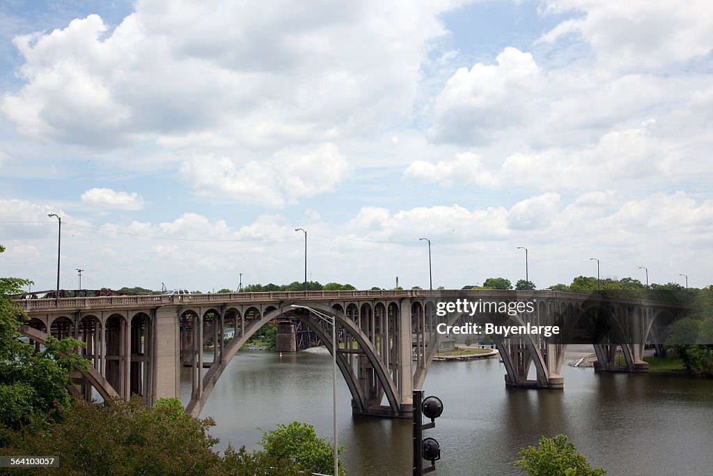 Coosa River Bridge in Gadsden, Alabama