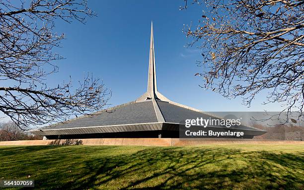 North Christian Church, designed by Eero Saarinen, Columbus, Indiana