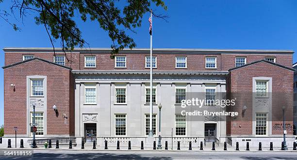 Jrhode Building 32 John O Pastore Stock Photos, High-Res Pictures, and Images - Getty ...