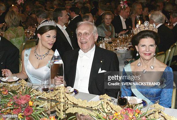 Professor Roy J. Glauber , Nobel prize laureate in Physics, in conversation with his table lady, Swedish Crown Princess Victoria with Queen Silvia ,...