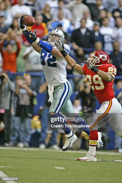 Touchdown Pass Nfl Touchdown Passes Photos and Premium High Res Pictures - Getty Images