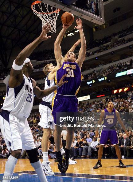 Center Chris Mihm of the Los Angeles Lakers takes a shot against the