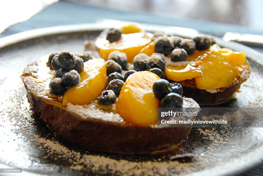 French Toast with Fresh Peaches and Blueberries