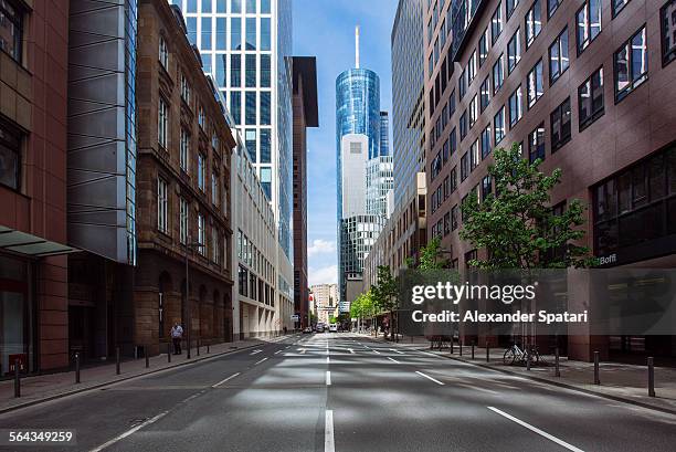 empty street in frankfurt am main, germany - empty city stock pictures, royalty-free photos & images