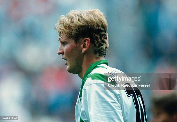 Stefan Effenberg of Borussia Moenchengladbach is seen with a tiger hairstyle during the bundesliga match Borussia Moenchengladbach and VfL Bochum on...