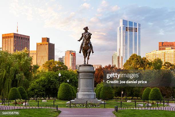 george washington statue, boston public garden, boston, massachusetts, america - boston massachusetts foto e immagini stock