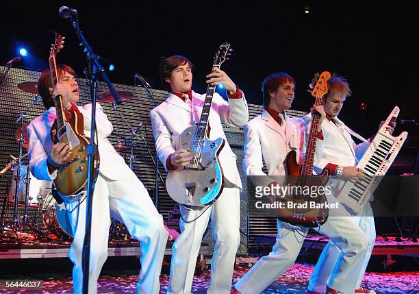 The Click Five perform at Z100's Jingle Ball 2005 at Madison Square Garden on December 16, 2005 in New York City.
