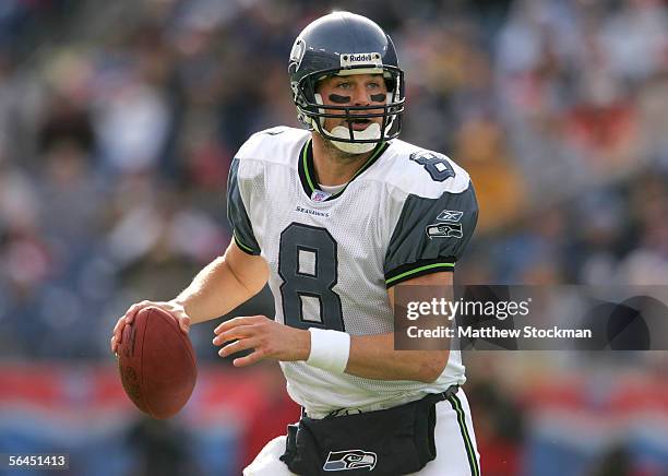 Quarterback Matt Hasselbeck of the Seattle Seahawks scrambles in the pocket against the Tennessee Titans December 18, 2005 at The Coliseum in...