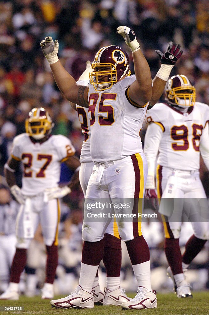 Dallas Cowboys v Washington Redskins