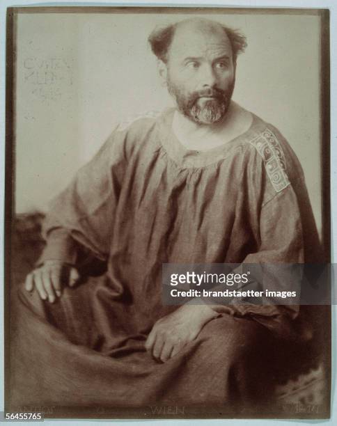 Portrait of Gustav Klimt. Photography by Trcka Josef Anton. 1914. [Portrait Gustav Klimt. Photographie. 1914.]