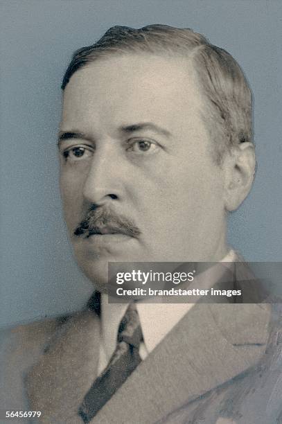 Hugo von Hofmannsthal , Austrian writer: portrait. Photography. About 1924. [Hugo von Hofmannsthal , oesterreichischer Schriftsteller: Portrait....