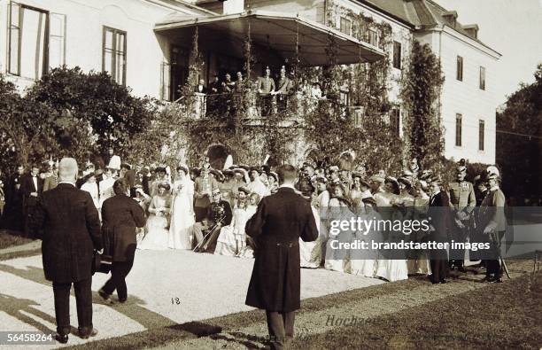 Emperor Franz Joseph I. As guest at the wedding of Archduke Carl Franz Joseph, later Carl I. With princess Zita of Bourbon-Parma in Schwarzau castle...