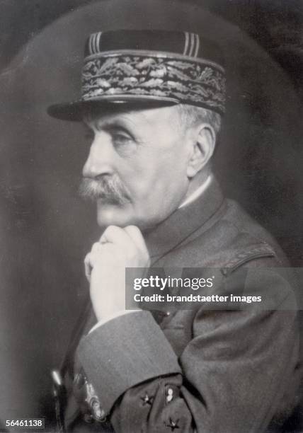 Ferdinand Foch, French Marschall ; military leader in World War I. 1918 commander-in-chief of the Allies. Photography. Around 1925. [Ferdinand Foch,...