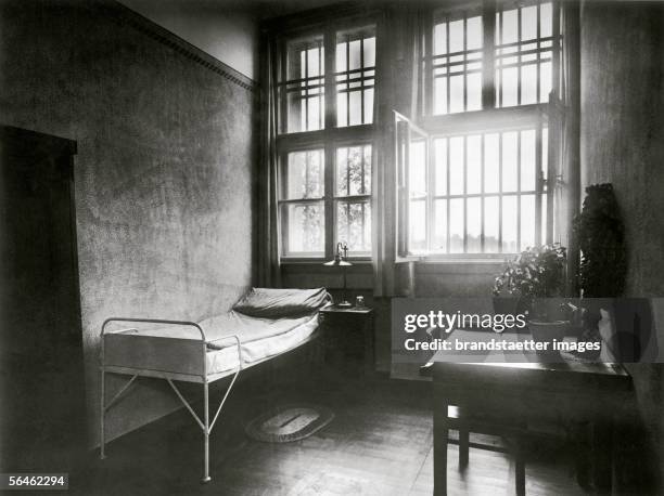 Adolf Hilter's room in the prison of Landsberg at Lech during his imprisonment after the so-called putsch 1923. Germany. Photography. 24.8.1923....