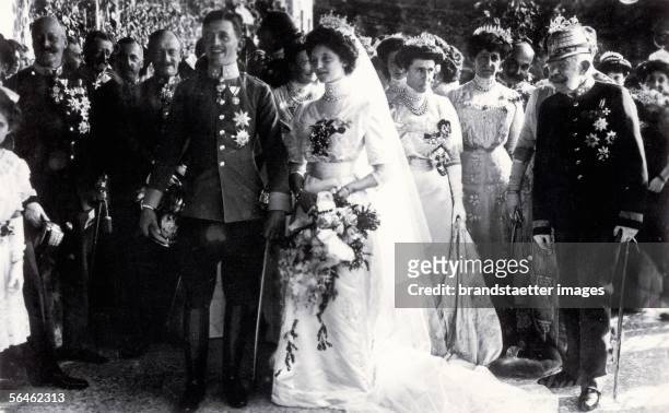 Wedding of the later Emperor Karl I and Zita of Bourbon-Parma. 1911. [Hochzeit von Karl I und Zita von Bourbon-Parma. Photographie. 1911]