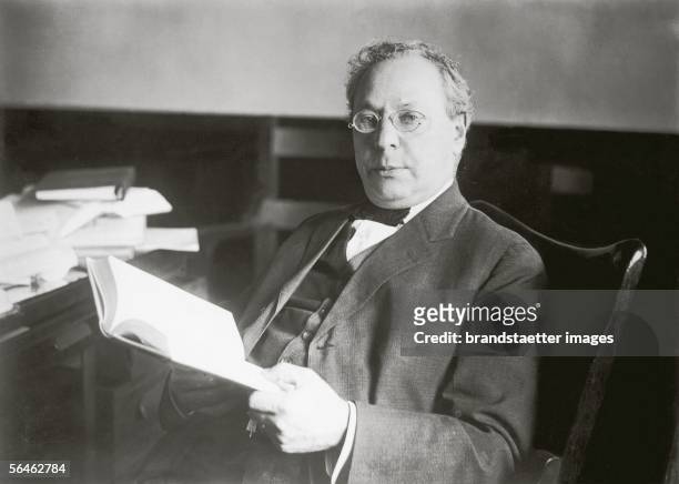 Louis Marshall, representative of the american Jewish citizens. Photography. Around 1920. [Louis Marshall, ein bekannter amerikanischer Rechtsanwalt...