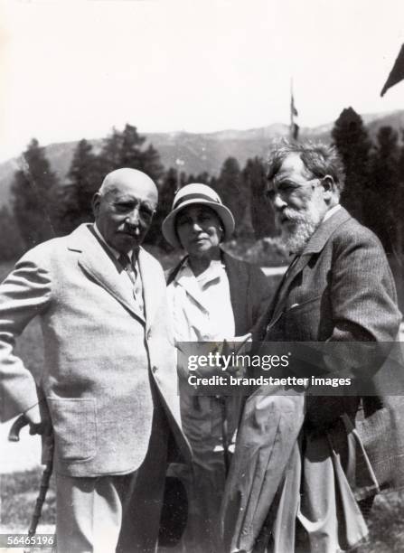 Arthur Schnitzler with his publisher Samuel Fischerand his wife Hedwig in the Swiss mountains. Photography . July 1930. [Arthur Schnitzler mit dem...