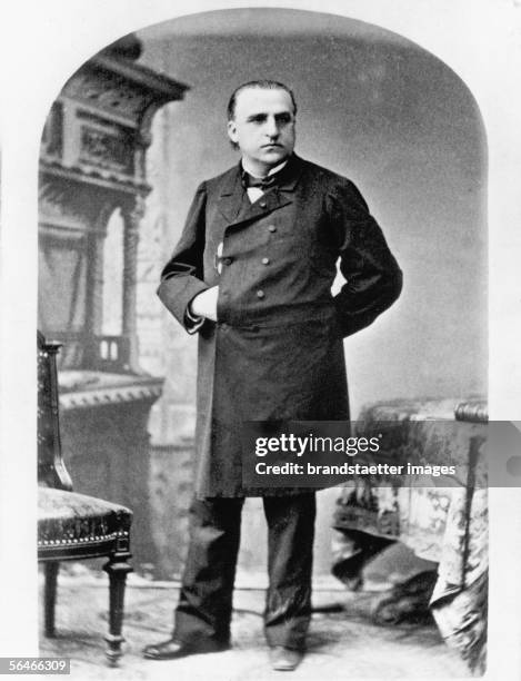 Jean Martin Charcot. Photography. 1886. [Jean Martin Charcot, stehend, eine Hand vor dem Bauch in den Mantel geschoben, die andere hinter dem...